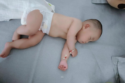马鞍山宝宝脚心出汗怎么回事